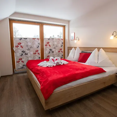 Bio-Bauernhof Simonbauer Farm stay Ramsau am Dachstein
